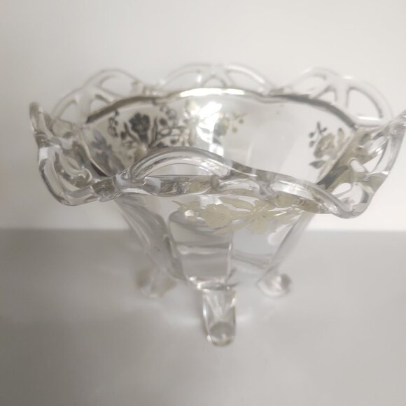 Vintage Imperial Glass Candy Bowl with Silver Floral overlay 7" diameter - Picture 6 of 6